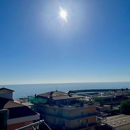50 Mt Dalle Spiagge, Attico Vista Mare Loano Exteriör bild